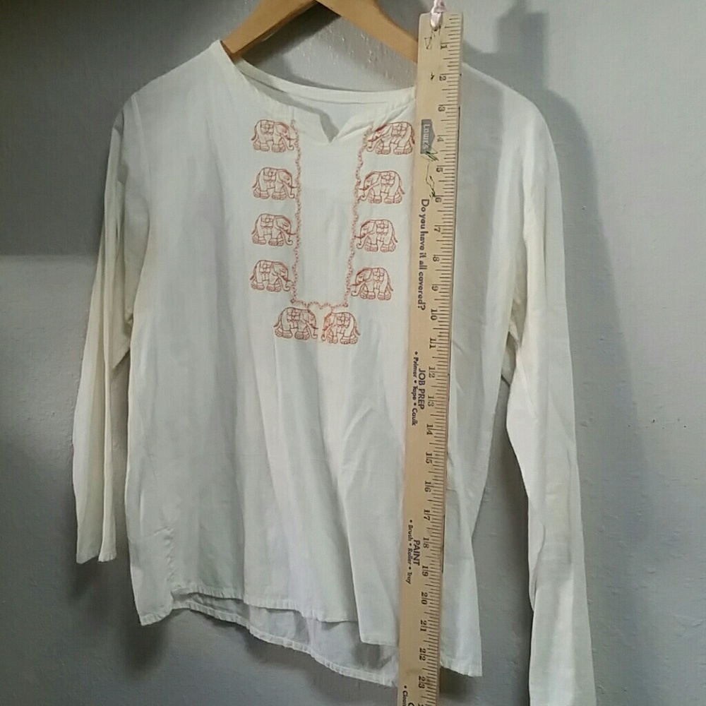 Embroidered Linen Elephant top - Picture 3 of 8